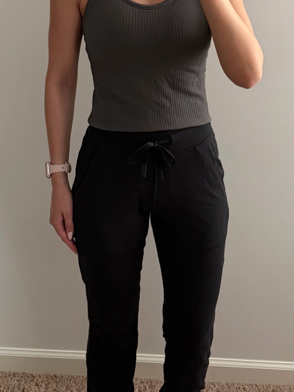 lululemon athletica Black Drawstring Joggers - Women's